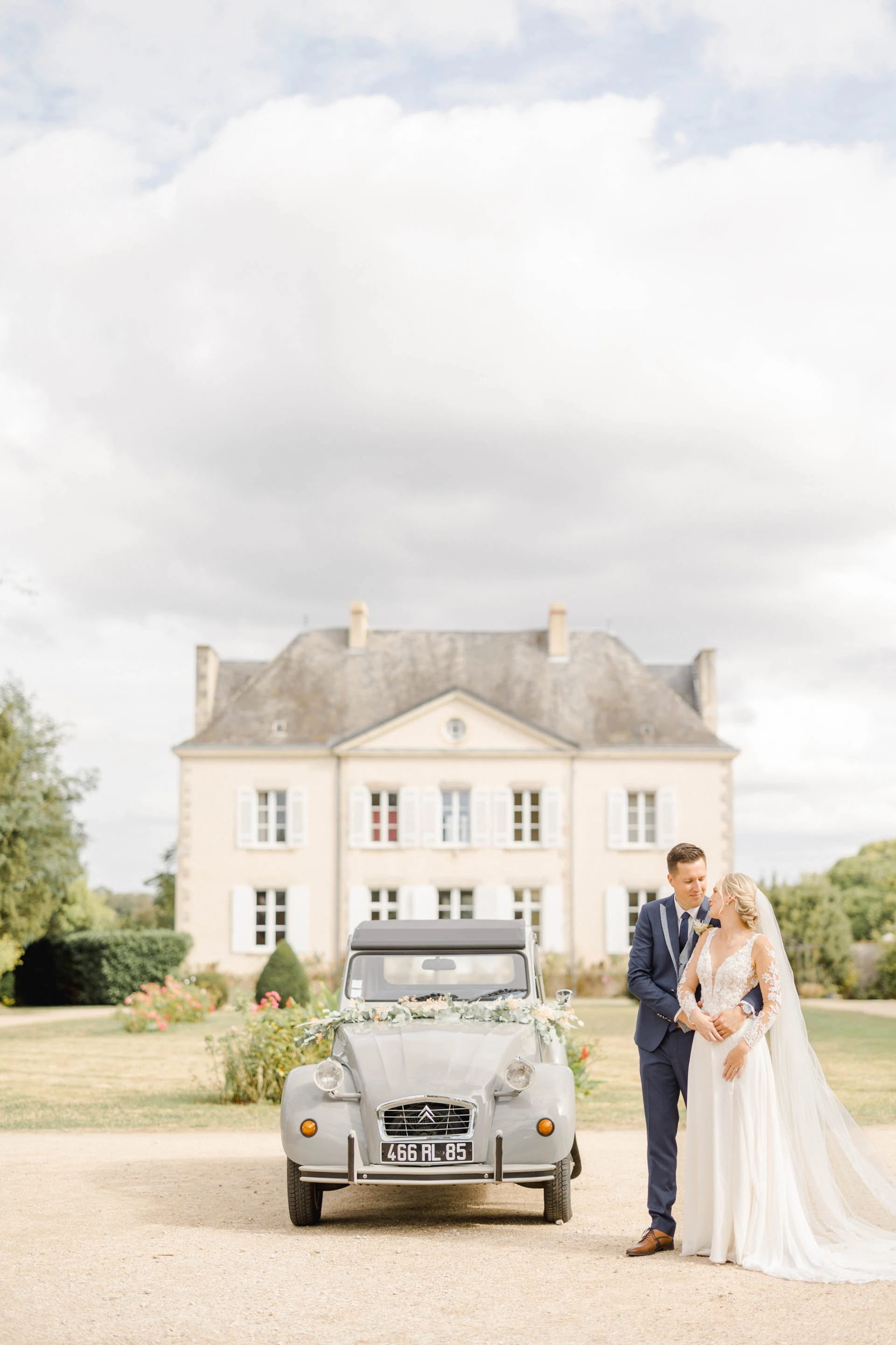 mariage bonheur robe beige gris
